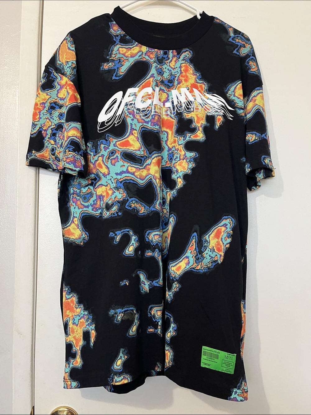 BoohooMan Black Tee with Multicolor Abstract Heatmap Print